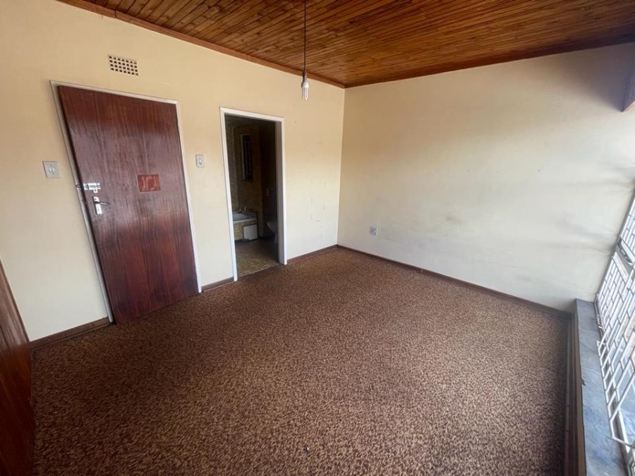 2 Bedroom Property for Sale in Potchefstroom Rural North West